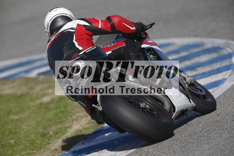 /Archiv-2024/02 29.01.-02.02.2024 Moto Center Thun Jerez/Gruppe gruen-green/40